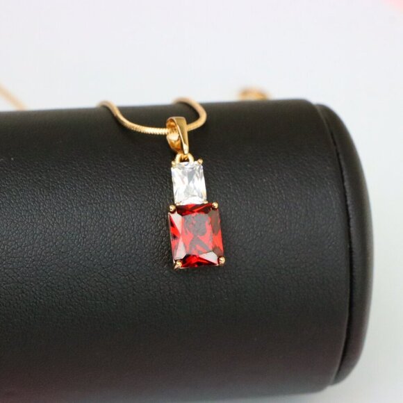 "Bold Red Pendant in Gold-Plated Setting – Luxe Statement Accent, XPPT1809 - Picture 5 of 13